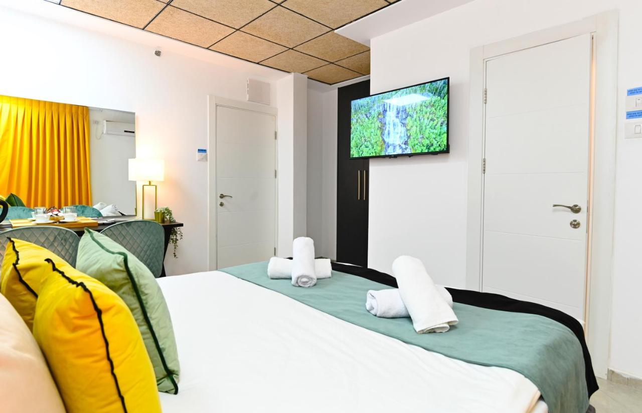 Yalarent Malina Motel In Tiberias Exterior photo